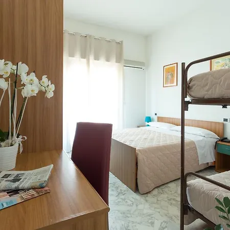 Hotel Roma 3*