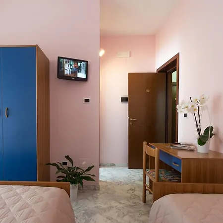 Hotel Roma 3*