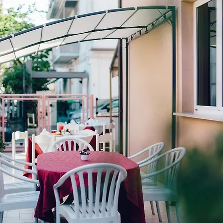 Hotel Roma Pineto
