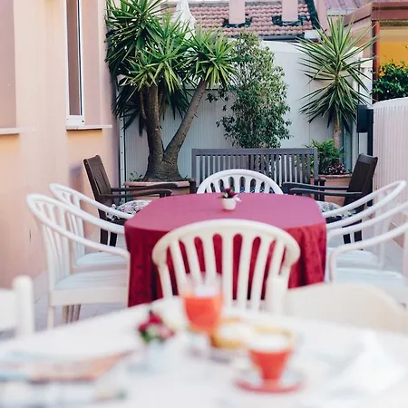 Hotel Roma 3*