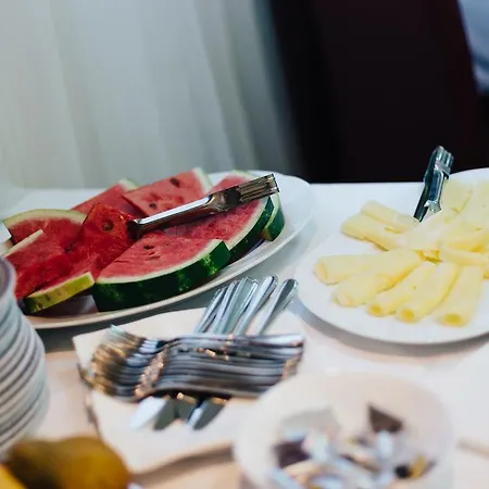 Hotel Roma 3*