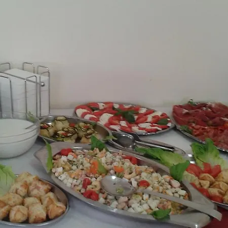 Hotel Roma 3*