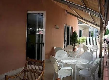Roma Hotel Pineto