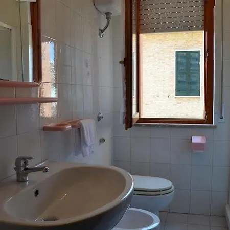 Roma Hotel