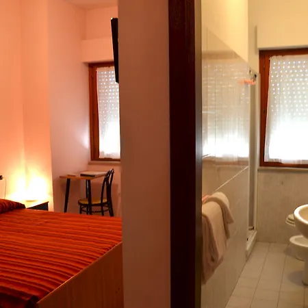 Roma 3* Pineto