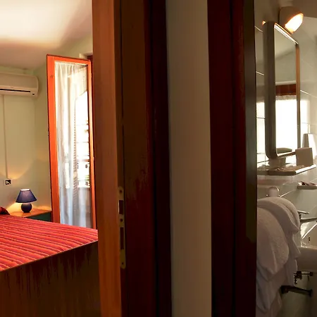 Hotel Roma 3*